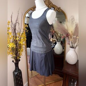 STYLUS sport black pleated skort size Large NWT